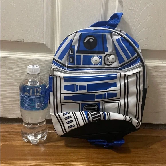 Star Wars R2-D2 Backpack - Picture 6 of 6